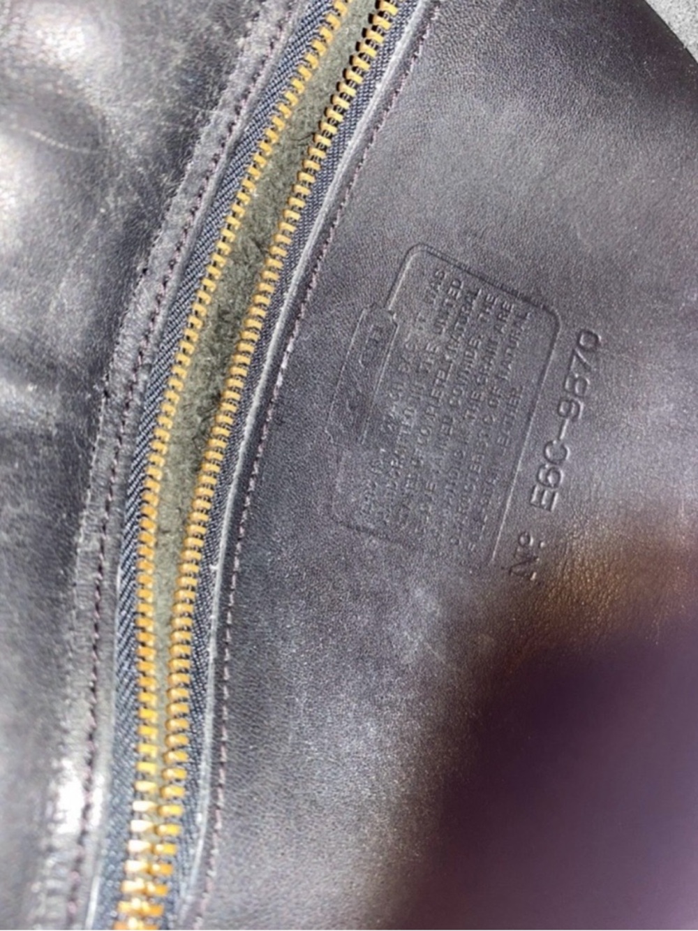 Vintage Coach Court Bag
E6C-9870 - Picture 11 of 14